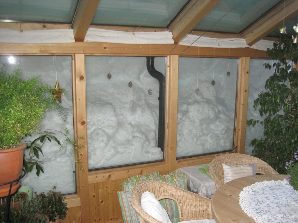 Haus Der Sonne Lägenhet Kotschach-Mauthen Exteriör bild