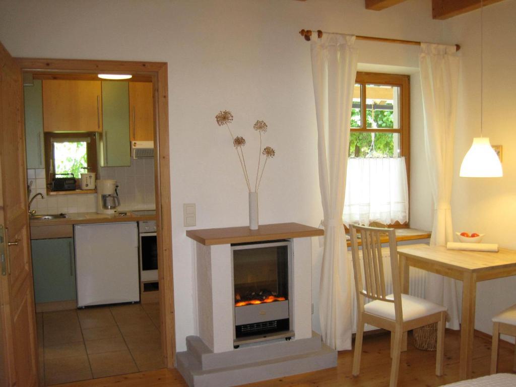 Haus Der Sonne Lägenhet Kotschach-Mauthen Rum bild